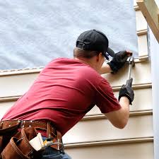 How To Choose The Right Materials for Your Siding Installation in 'Olympia Fields, IL